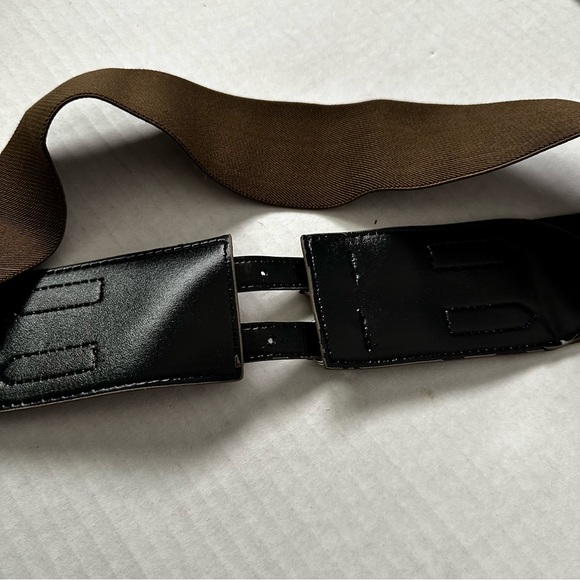 Belt Corset Stretch Double Buckle Taupe with Silver Hardware - Picture 6 of 11